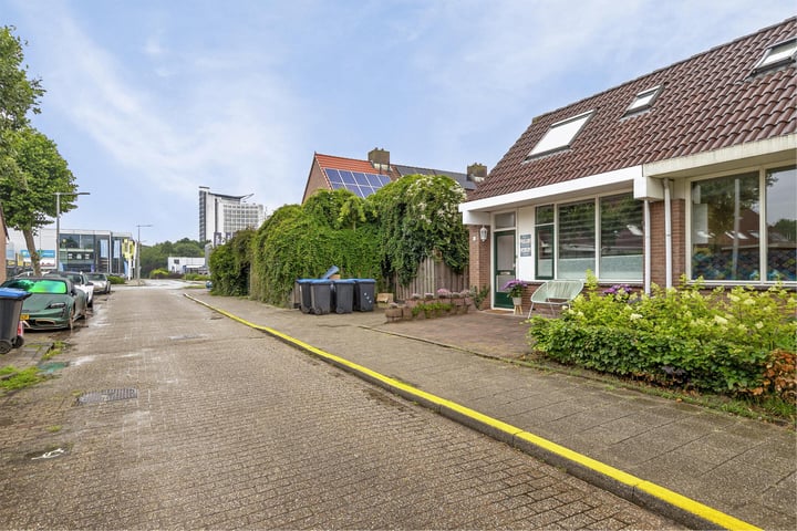 Bekijk foto 34 van Gronsveldstraat 3