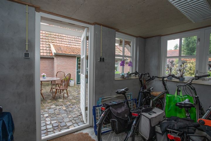 Bekijk foto 13 van Oosteinde 131