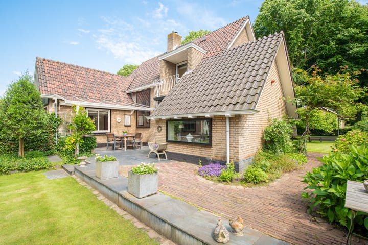 Foto 80 van Maas Geesteranusweg 6