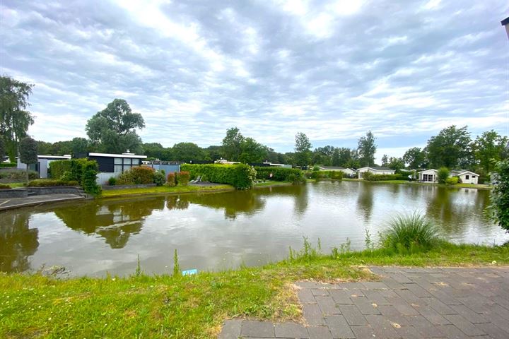 Bekijk foto 3 van Zuiderweg 2