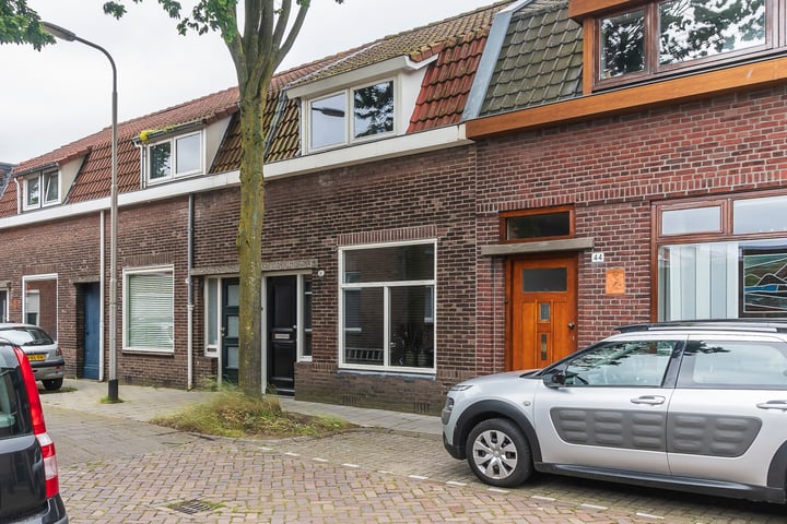 Bekijk foto 5 van Celebesstraat 42