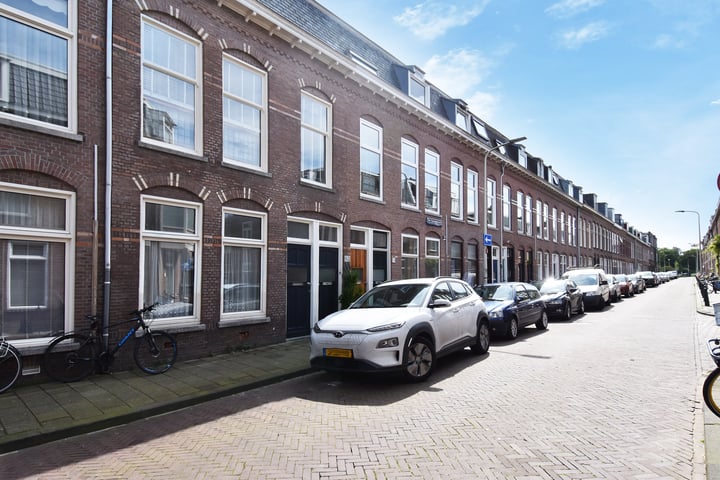 Bekijk foto 3 van Van Egmondstraat 66