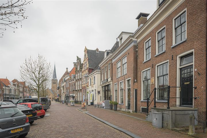 Bekijk foto 2 van Voorstraat 57