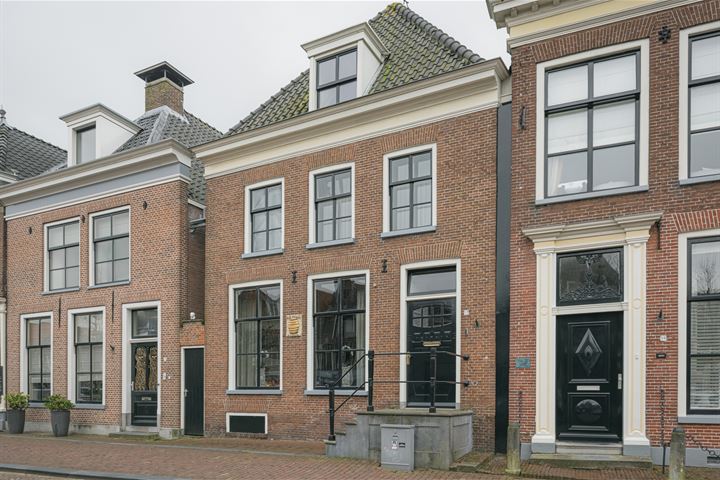 View photo 44 of Voorstraat 57