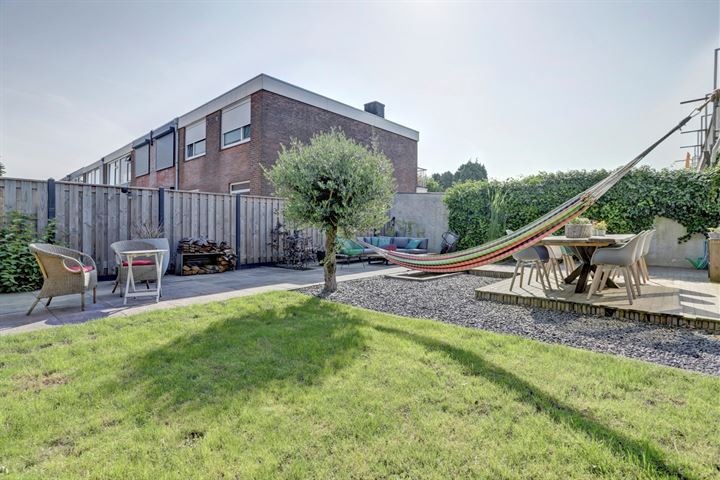 Bekijk foto 38 van Nicolaas Beetsstraat 21