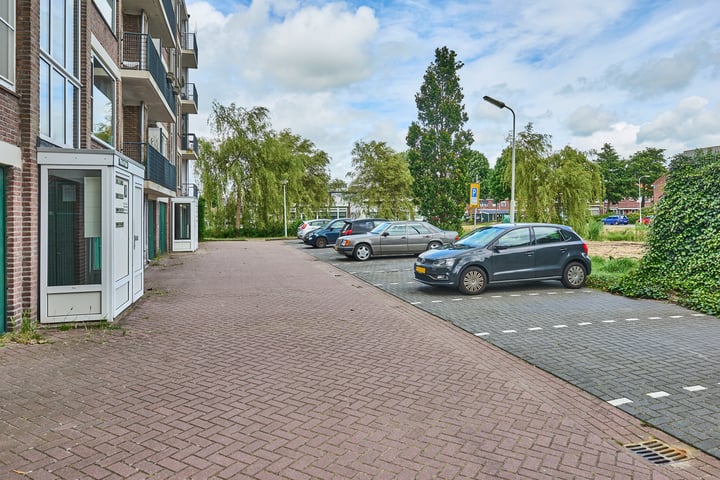 Bekijk foto 6 van Zwaanstraat 18