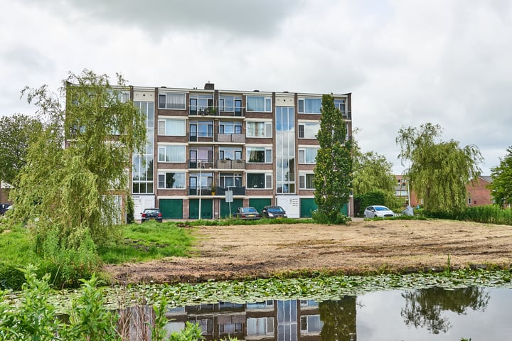 Bekijk foto 36 van Zwaanstraat 18