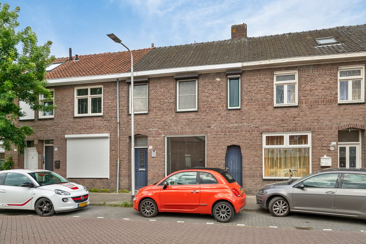 Bekijk foto 1 van Korhoenstraat 124