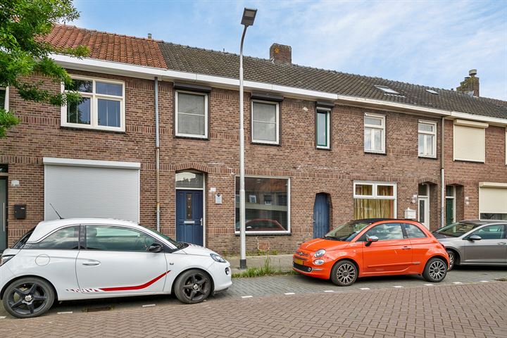 Bekijk foto 30 van Korhoenstraat 124