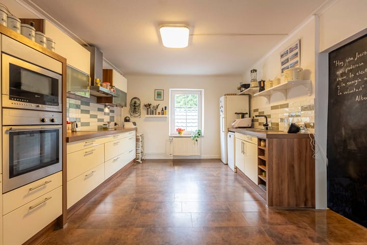 Foto 18 van Meuserstraat 139