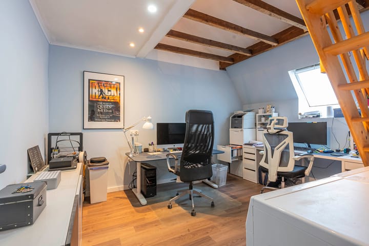 Foto 28 van Meuserstraat 139