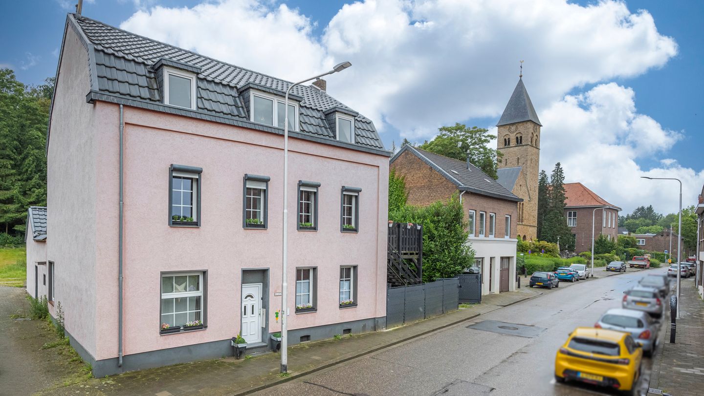 Photo 40 of Meuserstraat 139