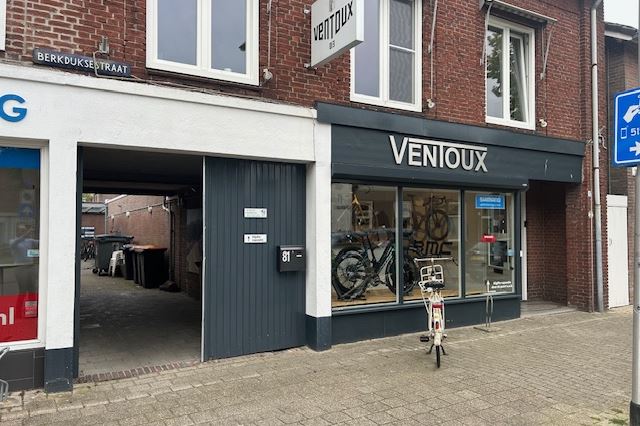 Bekijk foto 2 van Berkdijksestraat 81