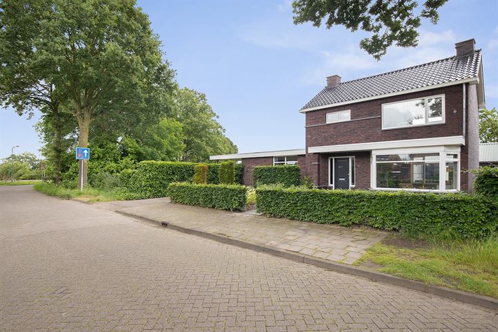 Bekijk foto 44 van Stuivezandseweg 38