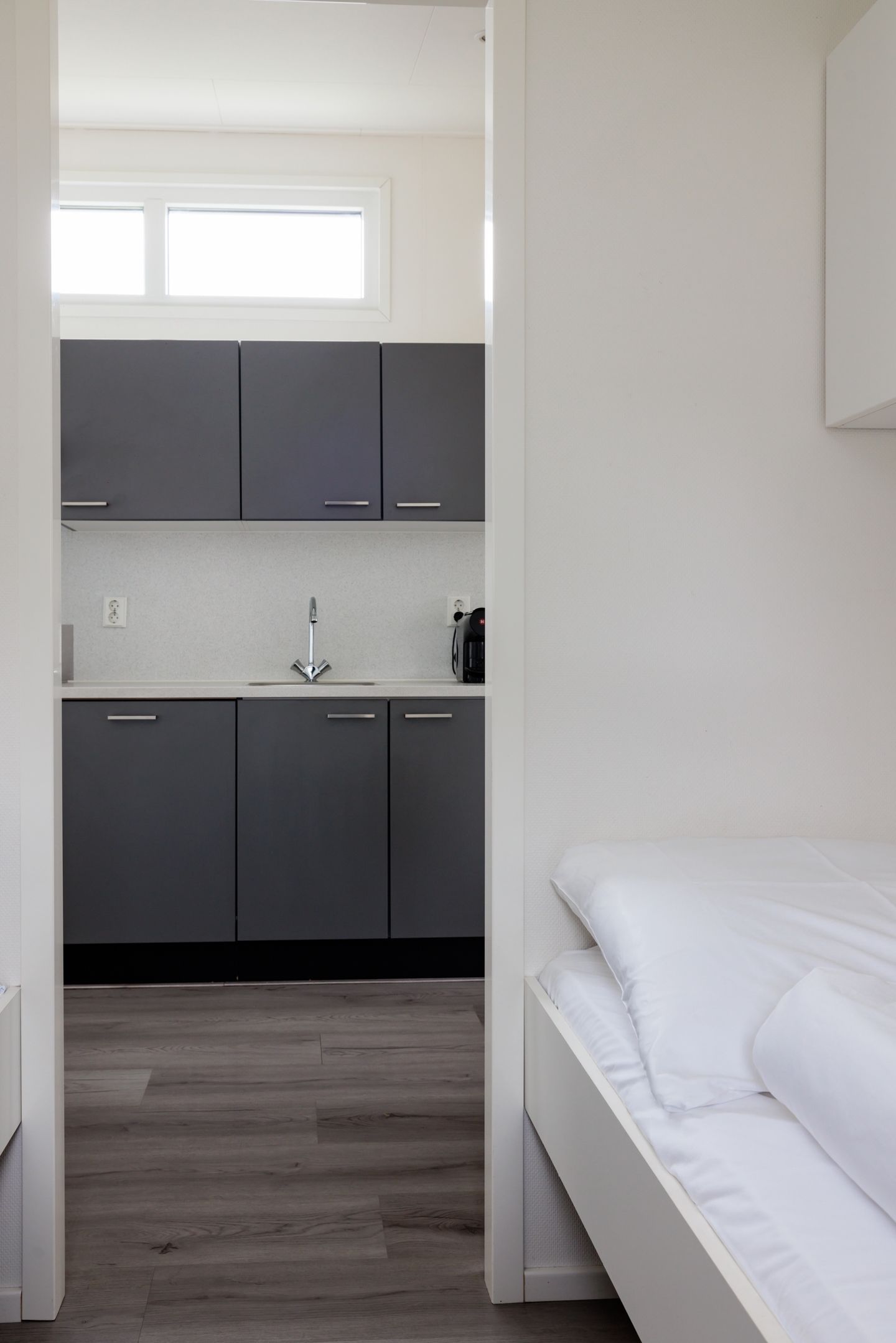 Photo 19 of Valkenburgerweg 128-501