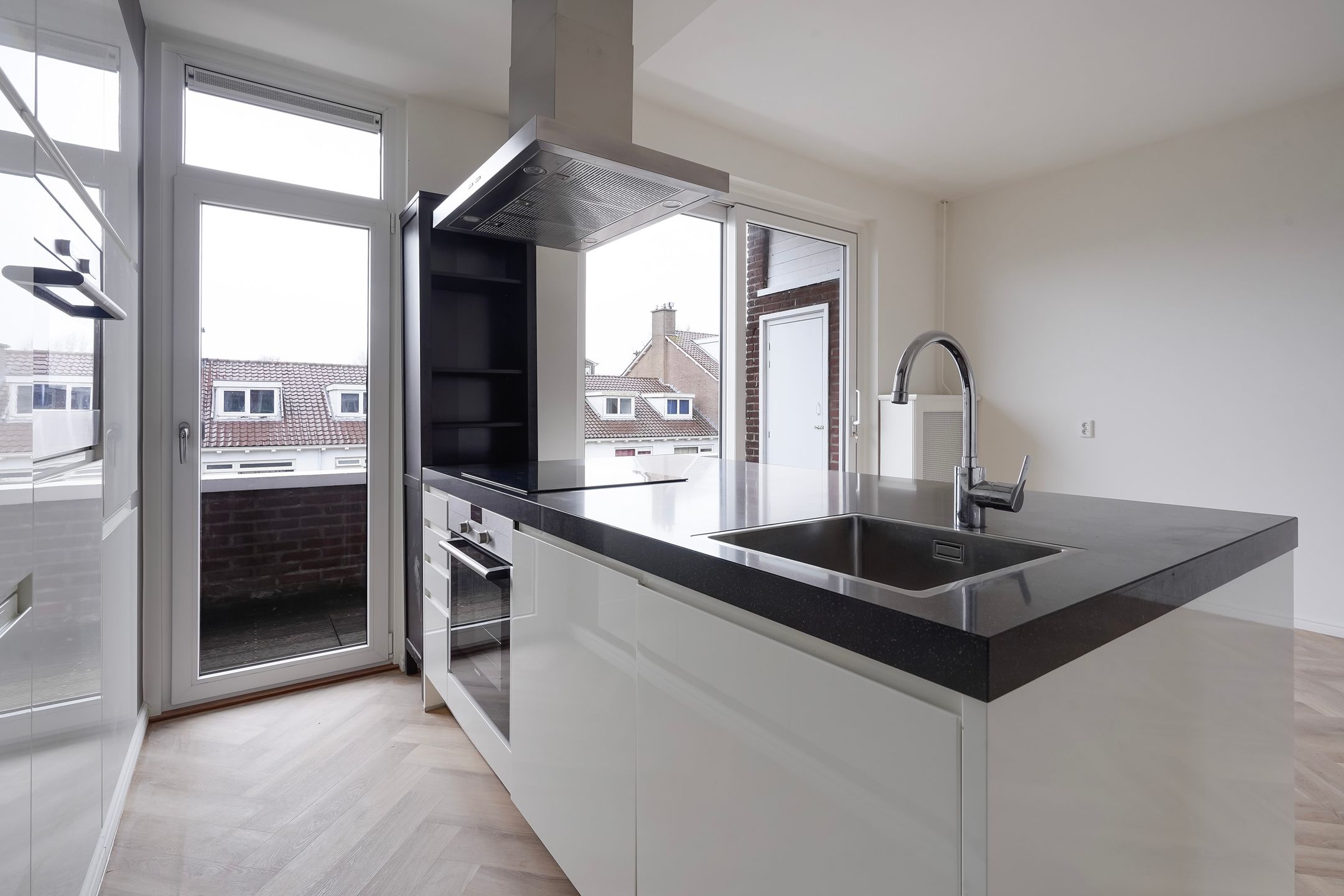 Photo 12 of De Savornin Lohmanlaan 292