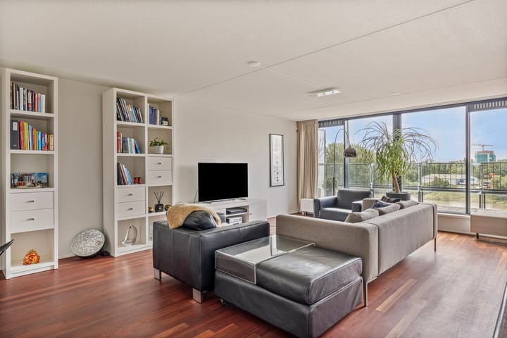 Foto 10 van Rijnkade 13-13