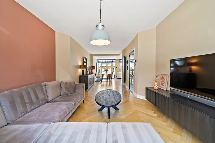 Foto 8 van Laurenburgstraat 13