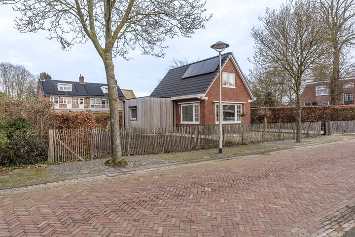 Bekijk foto 2 van Badhuislaan 1