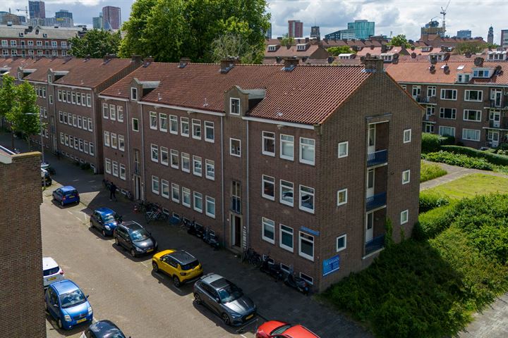 Bekijk foto 1 van Carel van Nieveltstraat 7-B