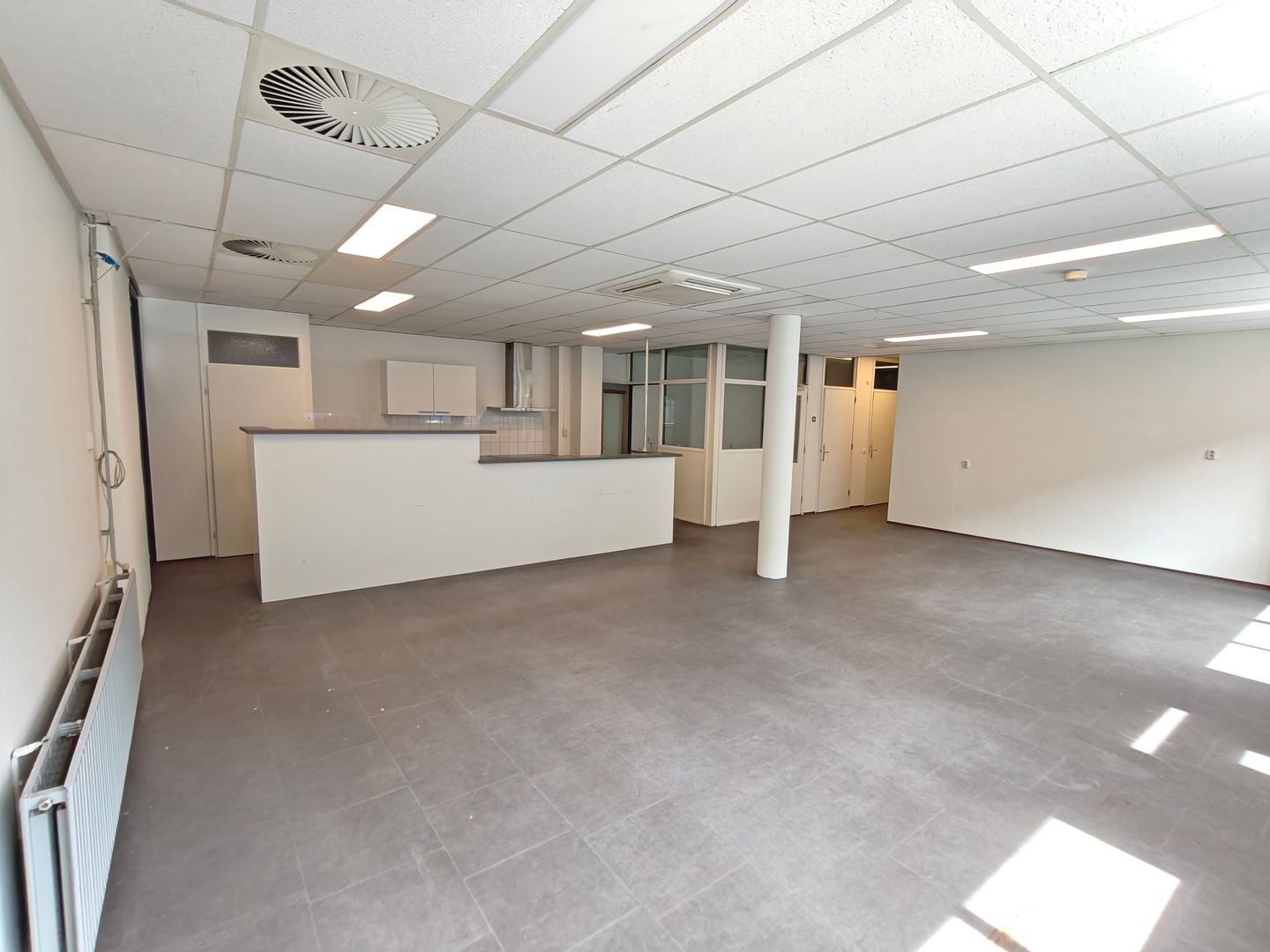 Bekijk foto 5 van Kostersgang 28