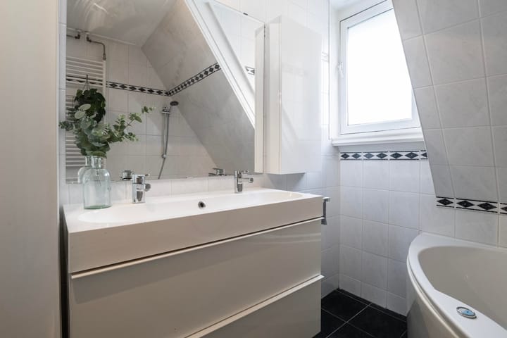 Foto 39 van Voorschoterlaan 114-A