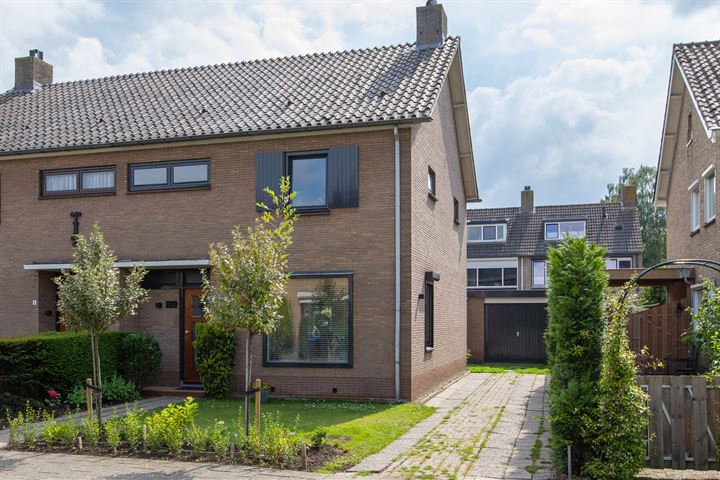 Bekijk foto 38 van Zilvermeeuwstraat 2