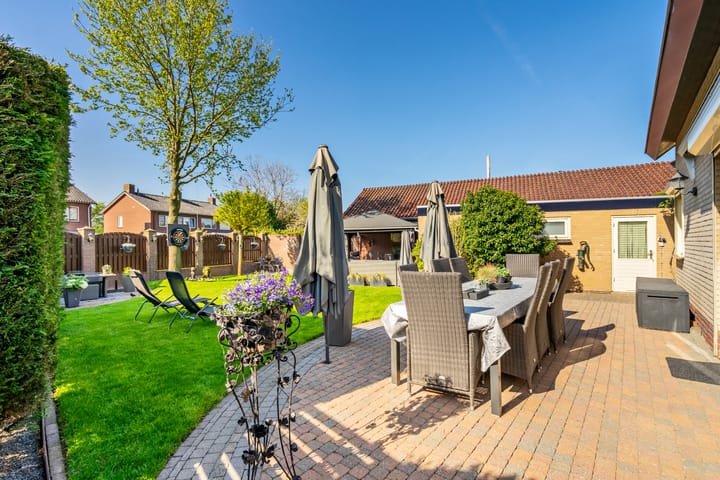 Foto 11 van Iepenstraat 1