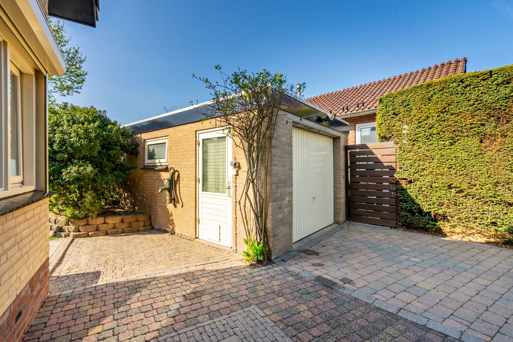 Foto 15 van Iepenstraat 1