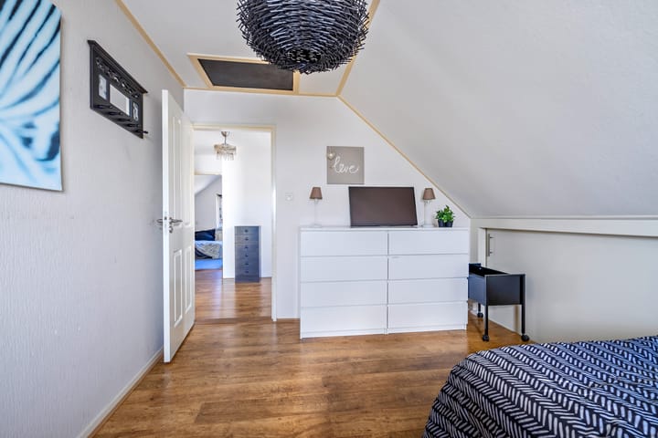 Foto 24 van Iepenstraat 1