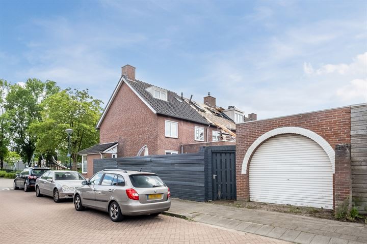 Bekijk foto 31 van Leeuwenbekstraat 39