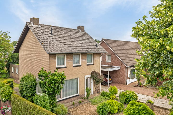 Foto 38 van Heuvelstraat 6