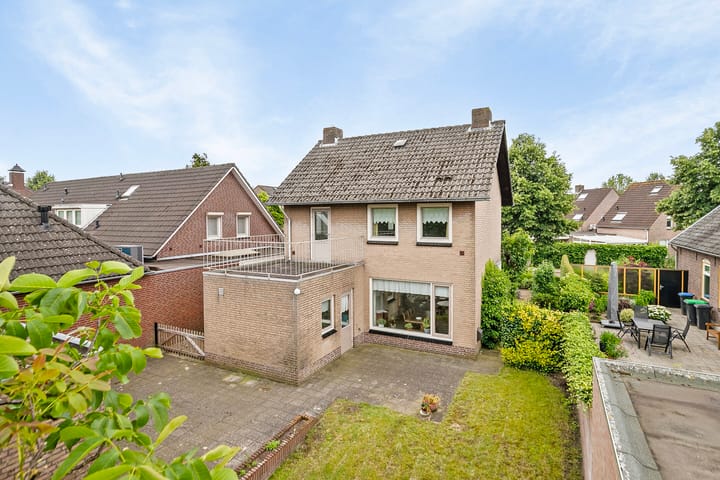 Foto 41 van Heuvelstraat 6