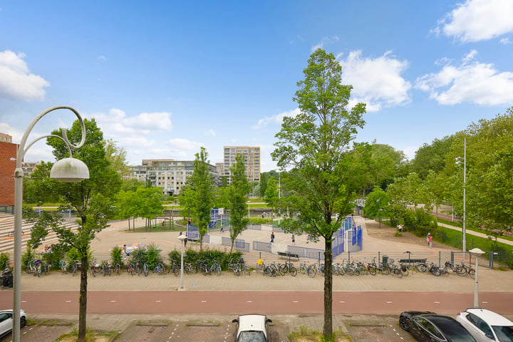 Bekijk foto 2 van Theophile de Bockstraat 77-2