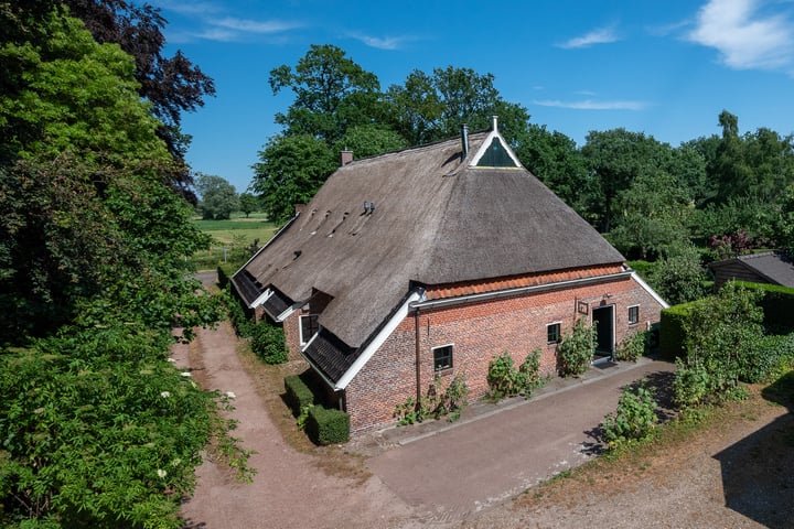 Bekijk foto 50 van Lageweg 39