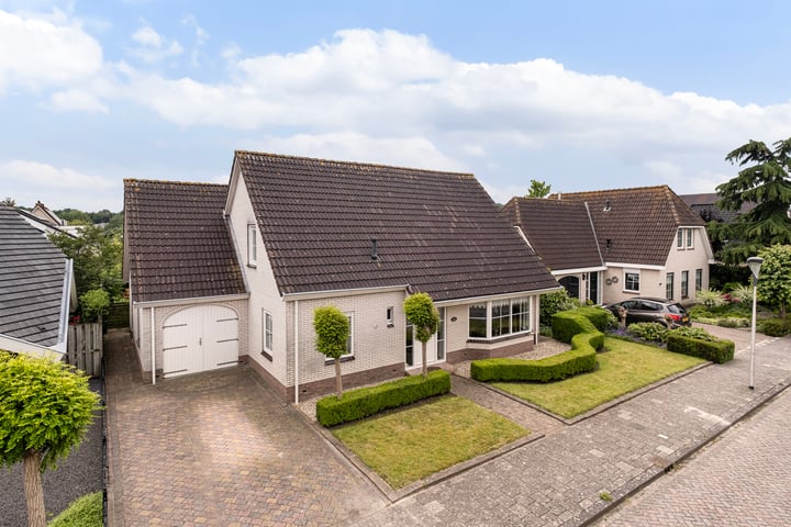 Bekijk foto 1 van Albertijn 12