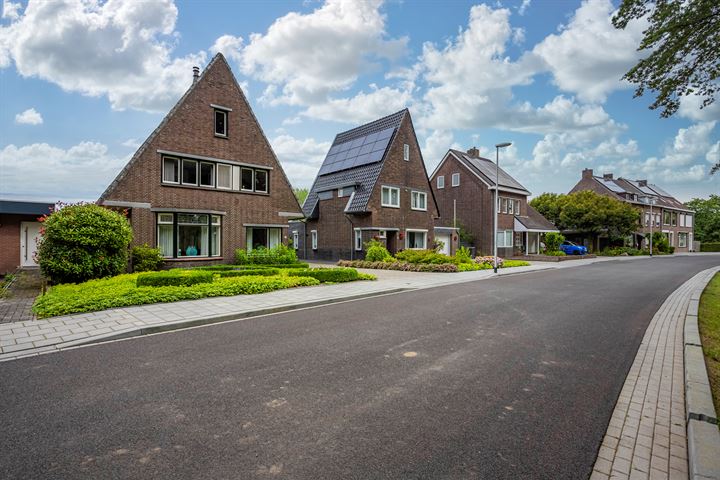 Bekijk foto 40 van Terlindenweg 26