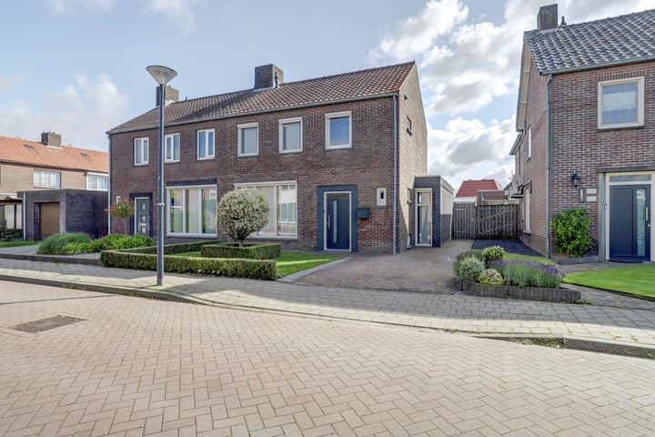 Bekijk foto 1 van Hekelstraat 20