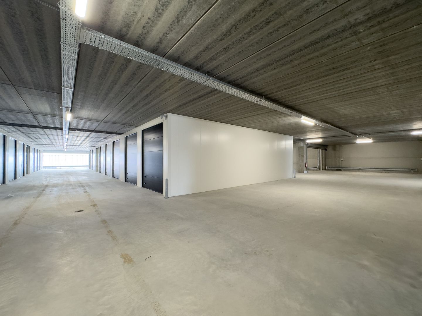 Foto 14 van Industrieweg 69-61