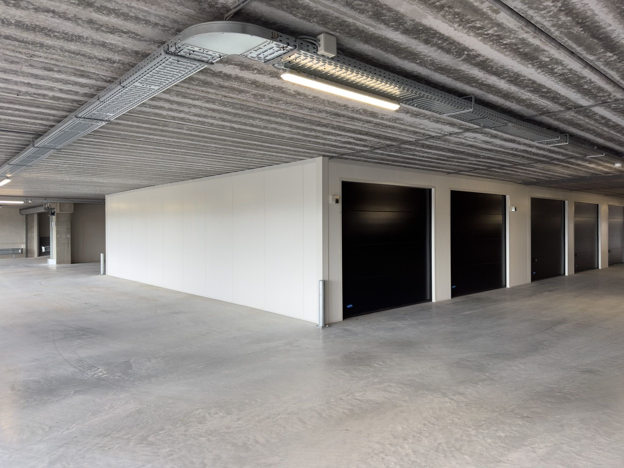 Foto 15 van Industrieweg 69-61