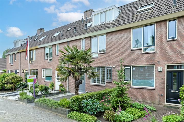 View photo 51 of Karperstraat 24