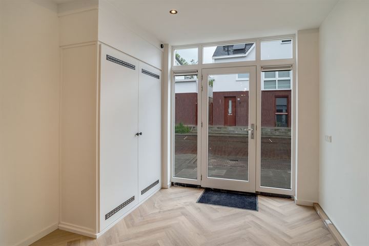 View photo 4 of Langdonkenstraat 9-B