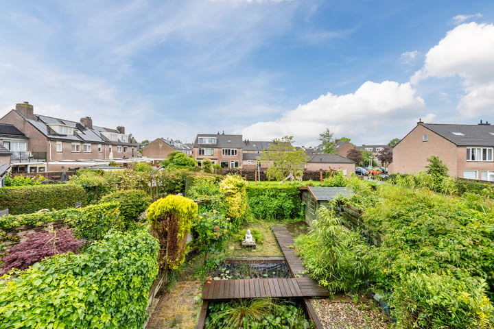 Bekijk foto 22 van Albert Verweijlaan 50