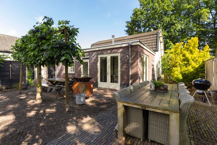 Foto 24 van Aalscholverweg 16