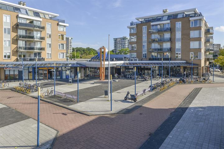 Gruttoplein 18, Diemen