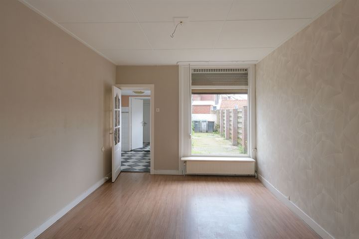 Bekijk foto 9 van J. Duikerstraat 8