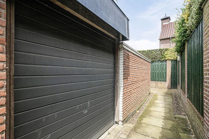 View photo 32 of Beethovenlaan 42