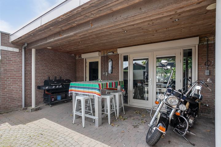 View photo 28 of Beethovenlaan 42