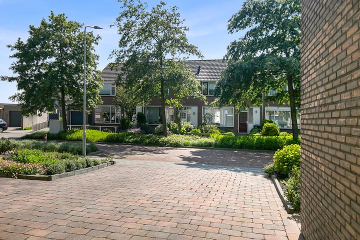 Foto 16 van Sloestraat 26