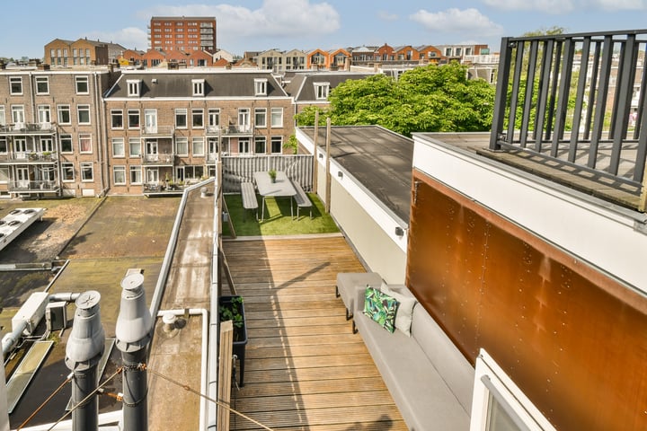 Bekijk foto 31 van Bilderdijkstraat 132-3